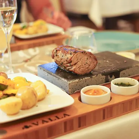 Valla & Restauracia Guest house *