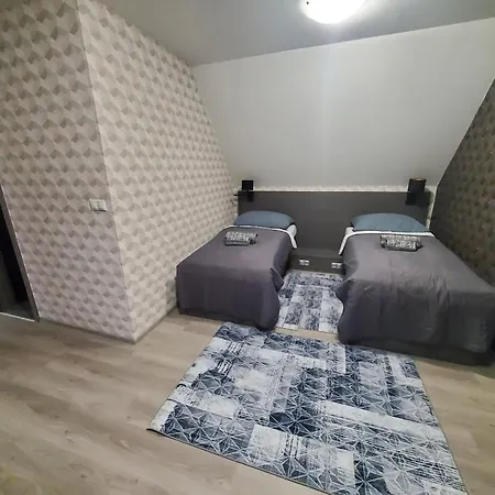 Valla & Restauracia Guest house *